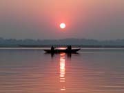 aC21-3 Ganges at dawn